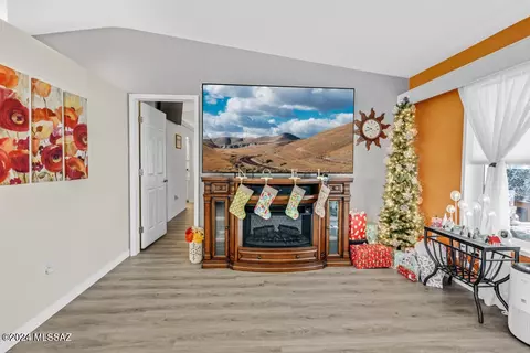 3537 S Goldleaf Loop, Tucson, AZ 85735 photo 12