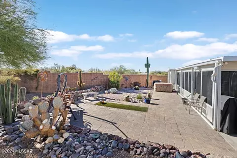 3537 S Goldleaf Loop, Tucson, AZ 85735 photo 8