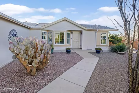 3537 S Goldleaf Loop, Tucson, AZ 85735 photo 3