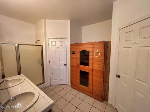 Bath - 985 E Geneva St, Pearce, AZ 85625 photo 2 of 5