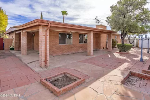 2642 S Bonanza Ave, Tucson, AZ 85730