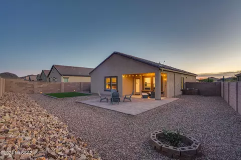 9310 W Trotting Wolf Trl, Marana, AZ 85653