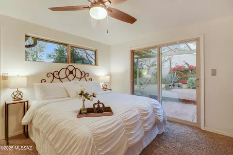 Bedroom - 9161 E Stella Rd, Tucson, AZ 85730 photo 1 of 6
