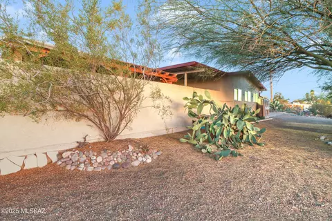 Exterior - 9161 E Stella Rd, Tucson, AZ 85730 photo 8 of 8
