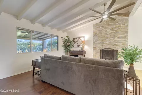 Living - 9161 E Stella Rd, Tucson, AZ 85730 photo 2 of 4