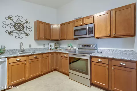 Kitchen - 9161 E Stella Rd, Tucson, AZ 85730 photo 2 of 2
