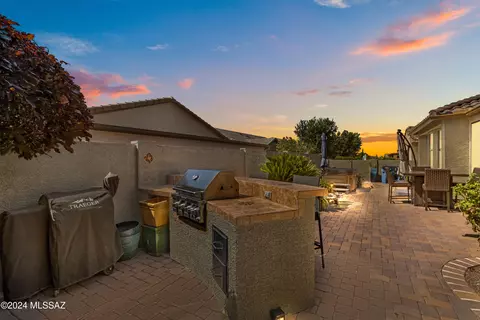 Exterior - 13860 E Carruthers St, Vail, AZ 85641 photo 9 of 10