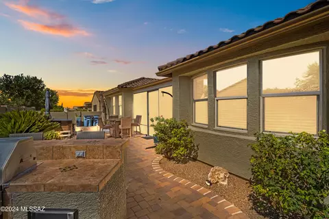 Exterior - 13860 E Carruthers St, Vail, AZ 85641 photo 4 of 10