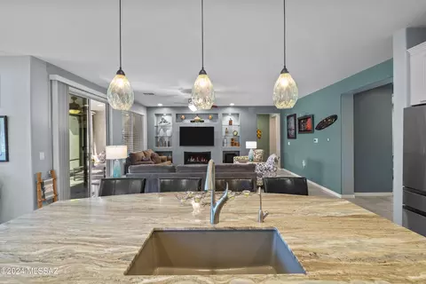 Kitchen - 13860 E Carruthers St, Vail, AZ 85641 photo 2 of 7