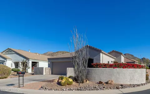5172 W Navajo Mesa Pl, Marana, AZ 85658