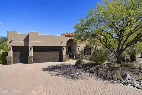 11436 La Tanya Dr, Tucson, AZ 85737
