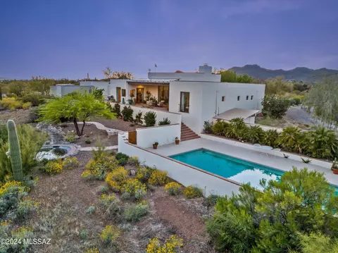 13450 N Piper Dr, Oro Valley, AZ 85755