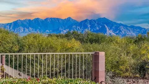 2547 W Music Mountains Dr, Green Valley, AZ 85622
