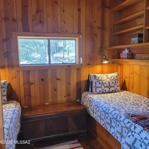 Bedroom - 9831 N Willow, Mount Lemmon, AZ 85619 photo 2 of 3