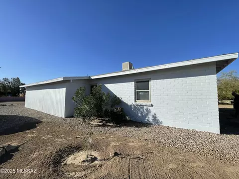 4202 S Kostka Ave, Tucson, AZ 85714