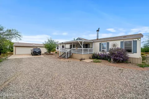 17040 S Mann Ave, Sahuarita, AZ 85629