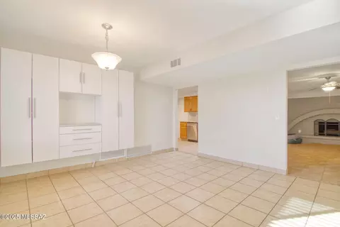 9211 E Patrick Dr, Tucson, AZ 85730 photo 13