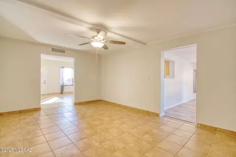 9211 E Patrick Dr, Tucson, AZ 85730 photo 12