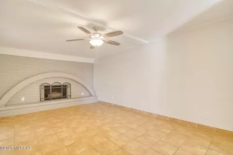 9211 E Patrick Dr, Tucson, AZ 85730 photo 4