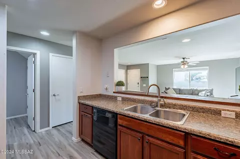 10656 E Singing Canyon Dr, Tucson, AZ 85747 photo 18