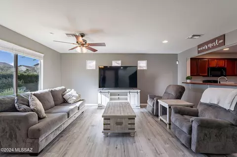 10656 E Singing Canyon Dr, Tucson, AZ 85747 photo 11