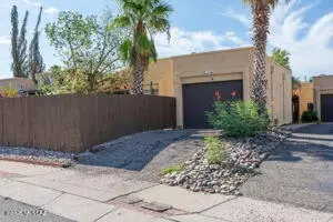 4457 W Pyracantha Dr, Tucson, AZ 85741