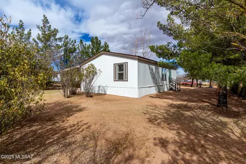 9671 E Cana St, Hereford, AZ 85615