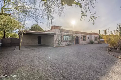 4352 E 6th St, Tucson, AZ 85711