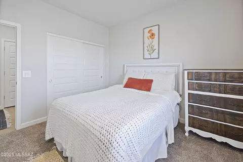 Bedroom - 295 W Aberdeen St, Vail, AZ 85641 photo 4 of 10