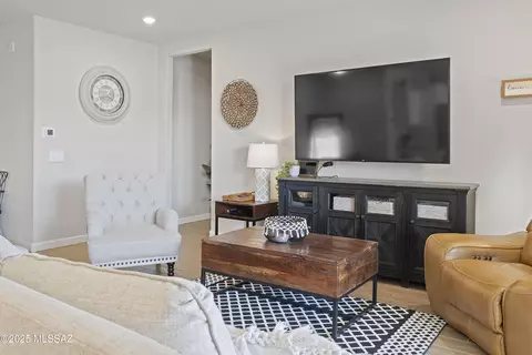 Living - 295 W Aberdeen St, Vail, AZ 85641 photo 5 of 5