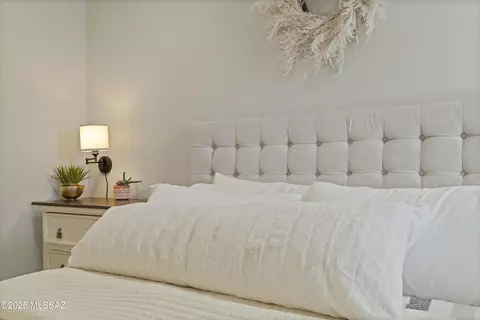 Bedroom - 295 W Aberdeen St, Vail, AZ 85641 photo 3 of 10