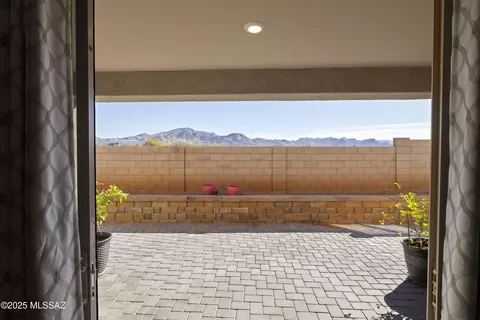 Exterior - 295 W Aberdeen St, Vail, AZ 85641 photo 2 of 8
