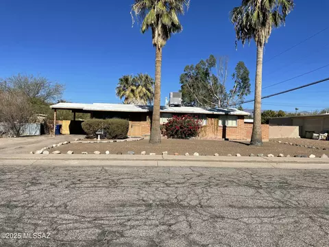 8031 E Julia St, Tucson, AZ 85710