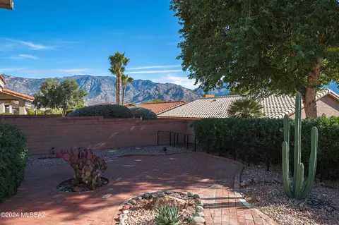2346 E Nasturtium St, Oro Valley, AZ 85755