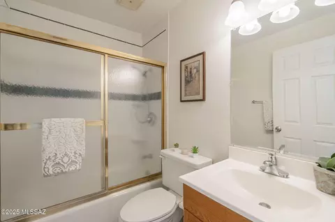 Bath - 5701 E Glenn St #55, Tucson, AZ 85712 photo 3 of 4
