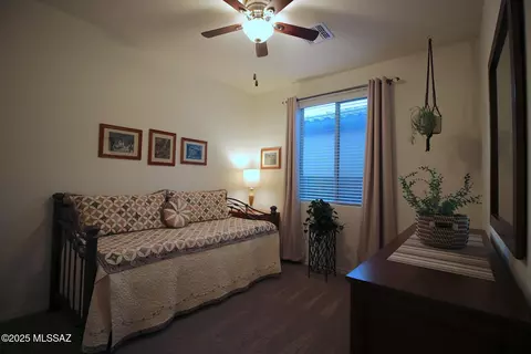 Bedroom - 11452 E Vail Crest Dr, Tucson, AZ 85747 photo 4 of 7