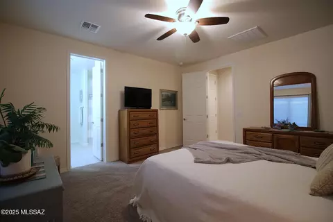Bedroom - 11452 E Vail Crest Dr, Tucson, AZ 85747 photo 7 of 7
