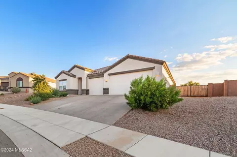 583 W Weldon St, Vail, AZ 85641 photo 2