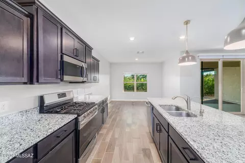 583 W Weldon St, Vail, AZ 85641 photo 12