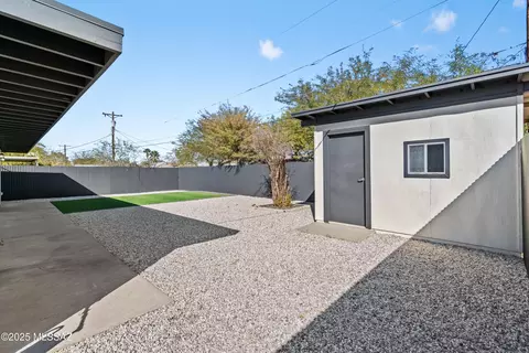 2525 E Warwick Vis, Tucson, AZ 85713 photo 27