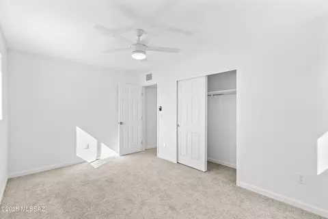 2525 E Warwick Vis, Tucson, AZ 85713 photo 22