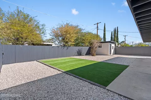 2525 E Warwick Vis, Tucson, AZ 85713 photo 25