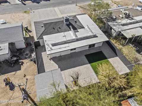 2525 E Warwick Vis, Tucson, AZ 85713 photo 29
