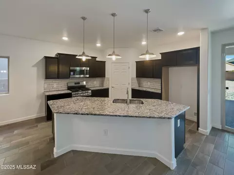 Kitchen - 12055 E Becker Dr, Vail, AZ 85641 photo 1 of 2