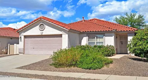 5566 W Cortaro Crossing Dr, Tucson, AZ 85742
