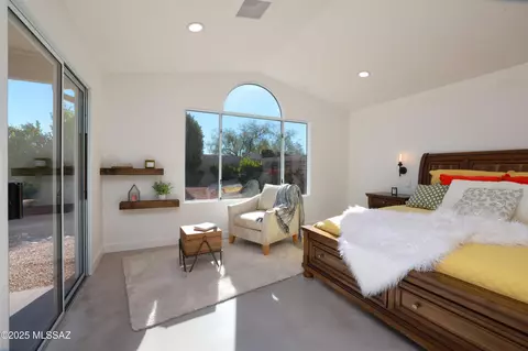 Bedroom - 63671 E Cat Claw Ln, Saddlebrooke, AZ 85739 photo 1 of 7