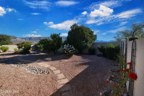 Exterior - 63671 E Cat Claw Ln, Saddlebrooke, AZ 85739 photo 5 of 9