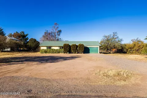 290 N Cherokee Trl, Benson, AZ 85602