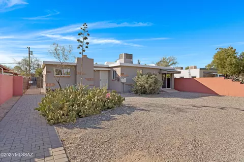 2526 E Lee St, Tucson, AZ 85716
