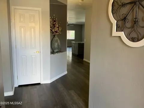 Entry Way - 12884 E Red Iron Trl, Vail, AZ 85641 photo 1 of 2
